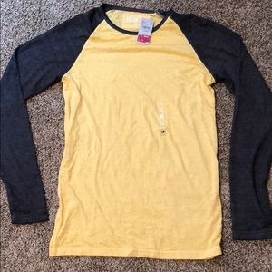 Buckle “black” shirt